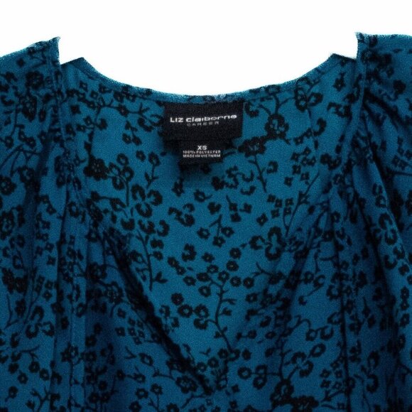 Liz Claiborne Women Blue Black Floral Print Blouse VNeck Flutter Short Sleeve XS - Picture 6 of 7